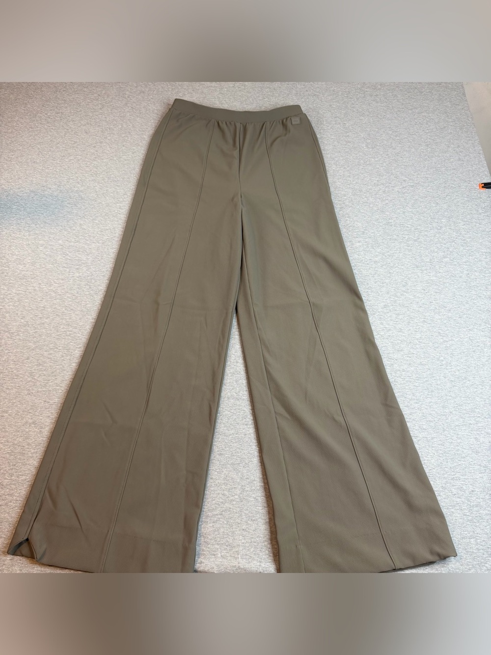 Victoria's Secret VSX Elevate Pants Women Small Taupe Ultra Wide Leg High Waist